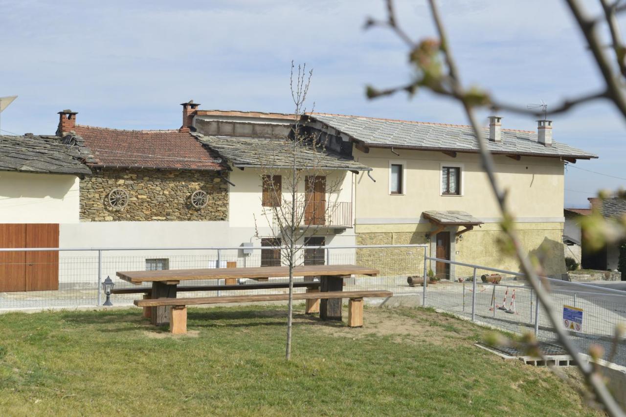 Agriturismo Ai Pruesot Bagnolo Piemonte Εξωτερικό φωτογραφία